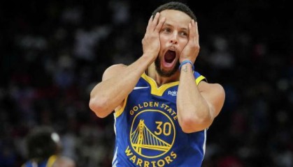 乐鱼体育网址-三分4连击&amp;戏耍狄龙 库里神奇表现致敬《小鬼当家》